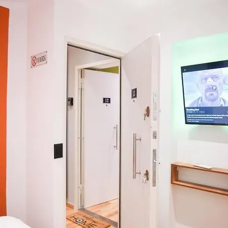 Center 13 - Way Apartment