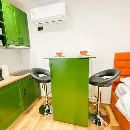 Center 13 - Way Apartment *