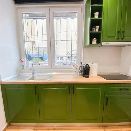 Matisse No13 - Center * Tirana