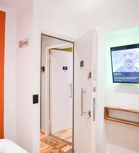 Matisse No13 - Center Apartman